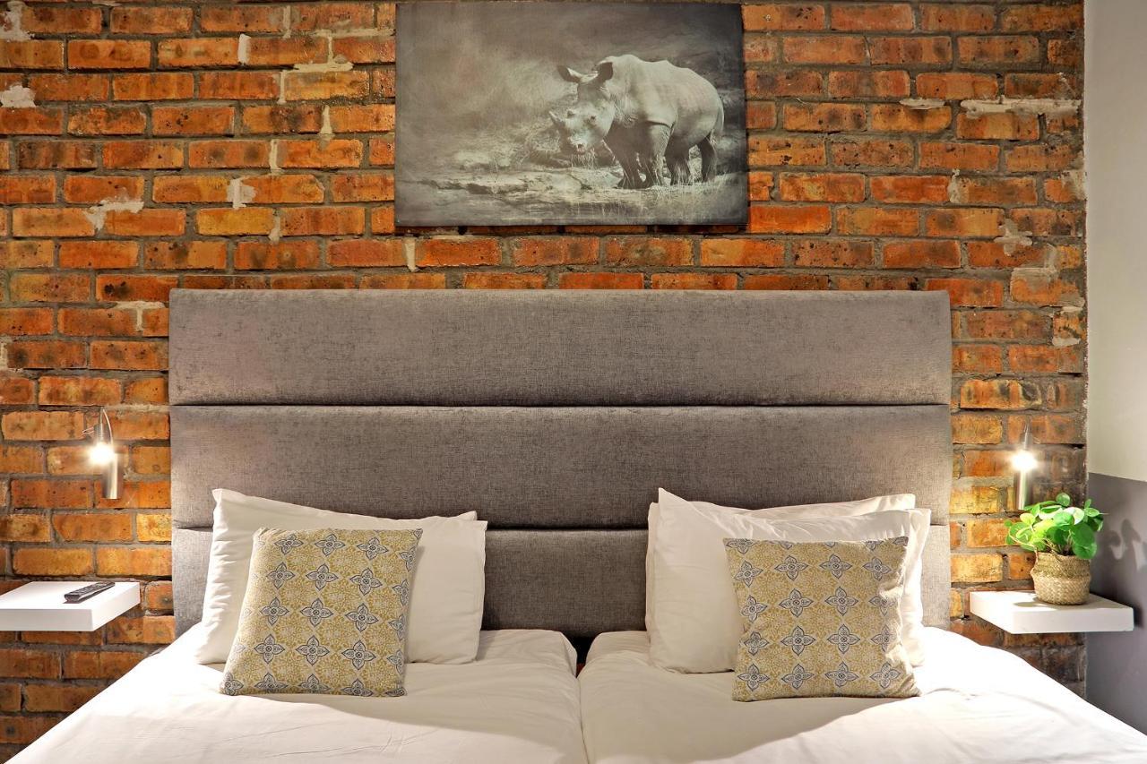 The Rhino Hotel & Apartments เคปทาวน์ ภายนอก รูปภาพ