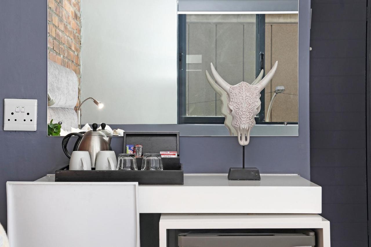 The Rhino Hotel & Apartments เคปทาวน์ ภายนอก รูปภาพ