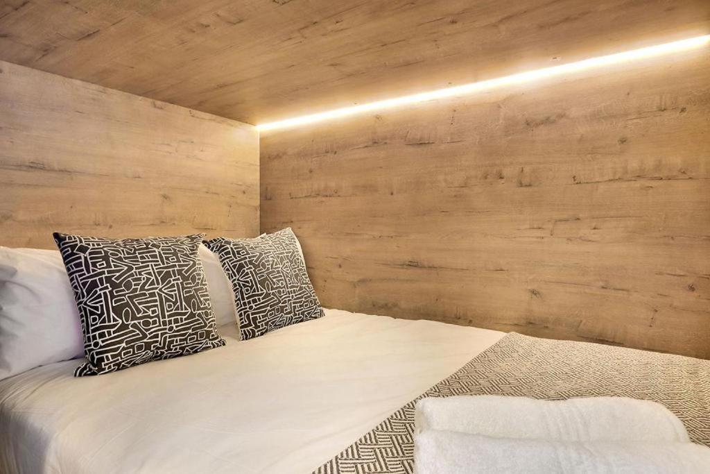 The Rhino Hotel & Apartments เคปทาวน์ ภายนอก รูปภาพ