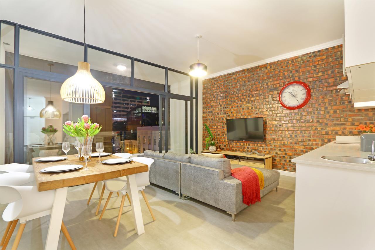 The Rhino Hotel & Apartments เคปทาวน์ ภายนอก รูปภาพ