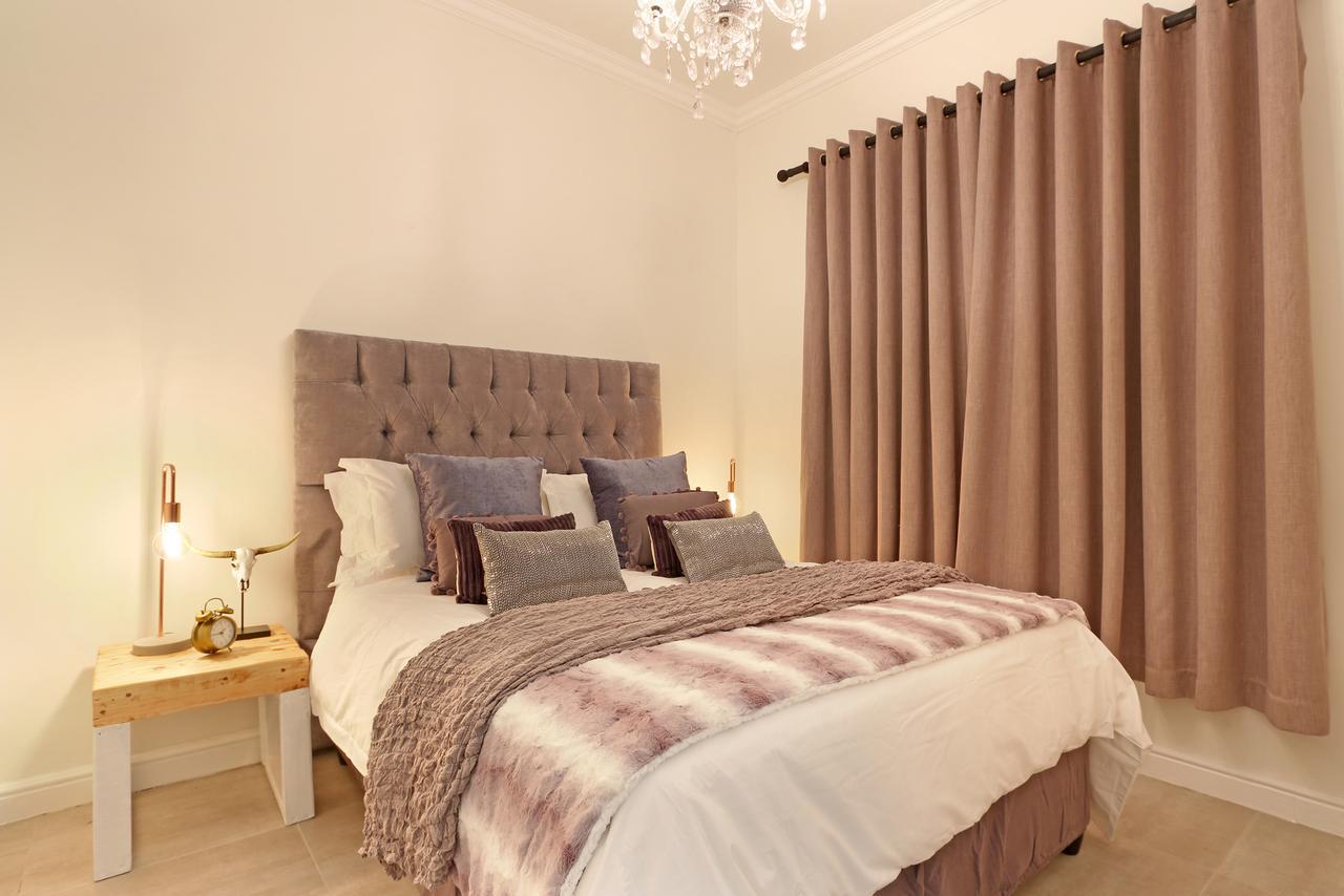 The Rhino Hotel & Apartments เคปทาวน์ ภายนอก รูปภาพ